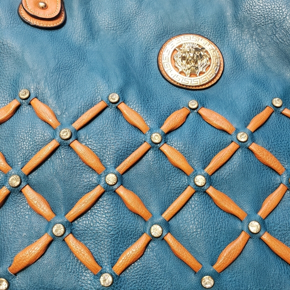 Big Purse! - Picture 12 of 14